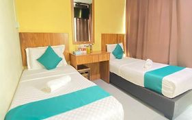 Sun Tree Hotel At Triang